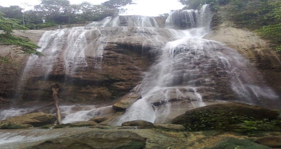 Air Terjun Raja