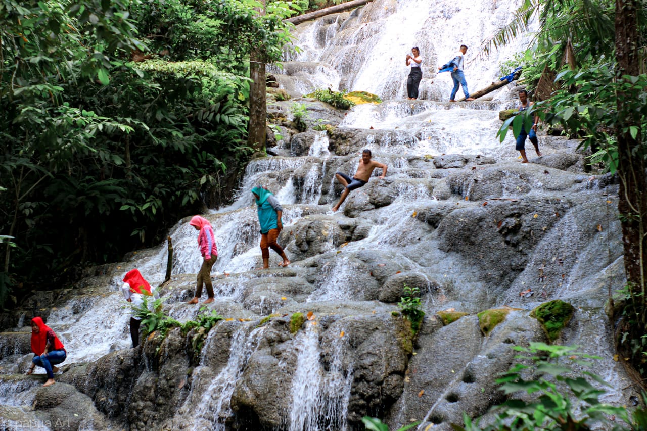 Air Terjun 3 Bidadari